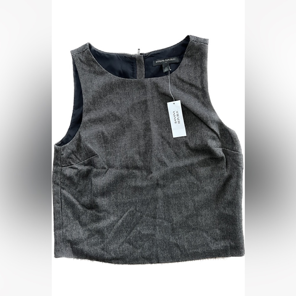 Banana Republic cropped sleeveless dress shirt brand new with tags